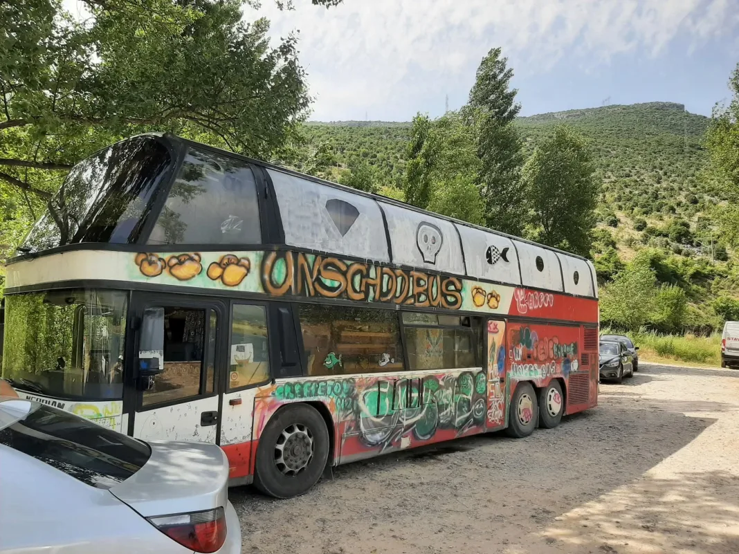 bus