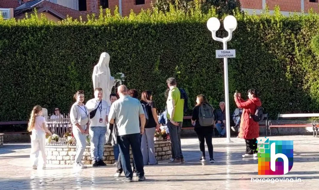 Daniela Škegro: Nikakve mjere svijeta neće spriječiti Kraljicu Mira iz Međugorja da svojom petom zgnječi sotoni glavu