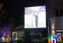 (FOTO) Potpora Igoru Štimcu na reklamnom video zidu u središtu Mostara