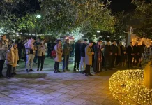 Ljubuški u znaku Došašća: Paljenjem prve svijeće započeo Advent 2025.