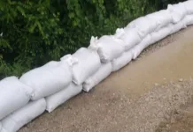 Jablanica se priprema za moguće poplave: Civilna zaštita punila vreće s pijeskom