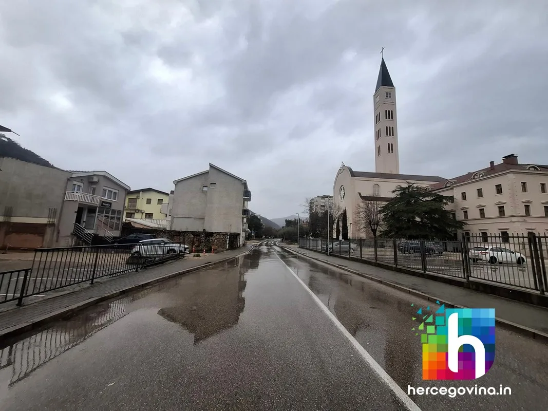 Danas u Mostaru očekujte oblačan dan s čestim pljuskovima