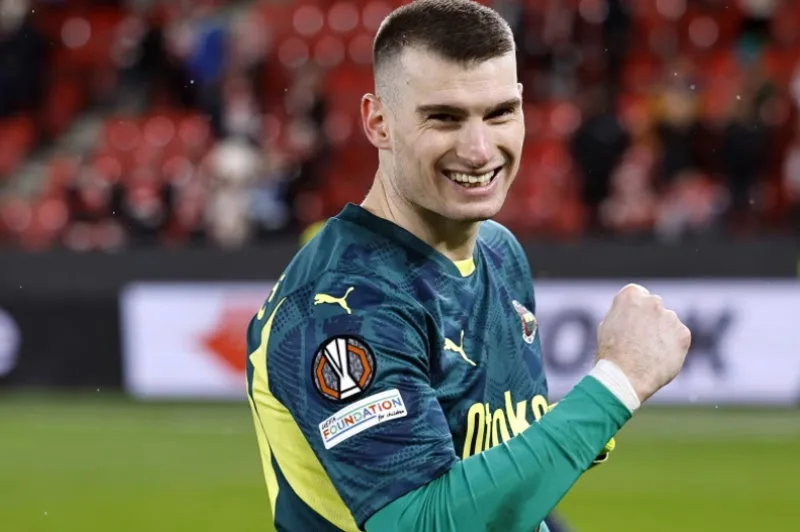 Jutarnja bomba s Maksimira: Dominik Livaković stiže u Dinamo, napravio je nestvaran potez očajnika!