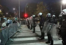 Neredi u Novom Sadu: Na studente krenule stotina policajace, žandarmerije, interventne jedinice…