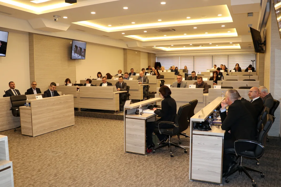 Skupština HNŽ-a pozvala sindikate zdravstvenih djelatnika da prihvate Vladinu ponudu