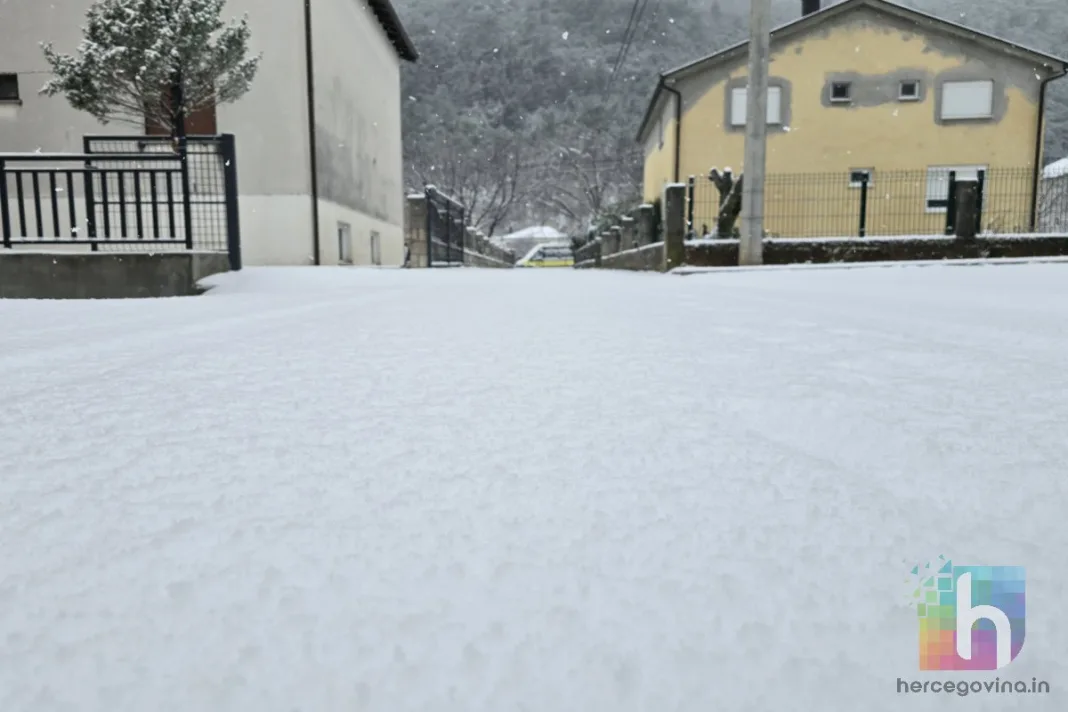 I danas snijeg u BiH, stižu i minusi