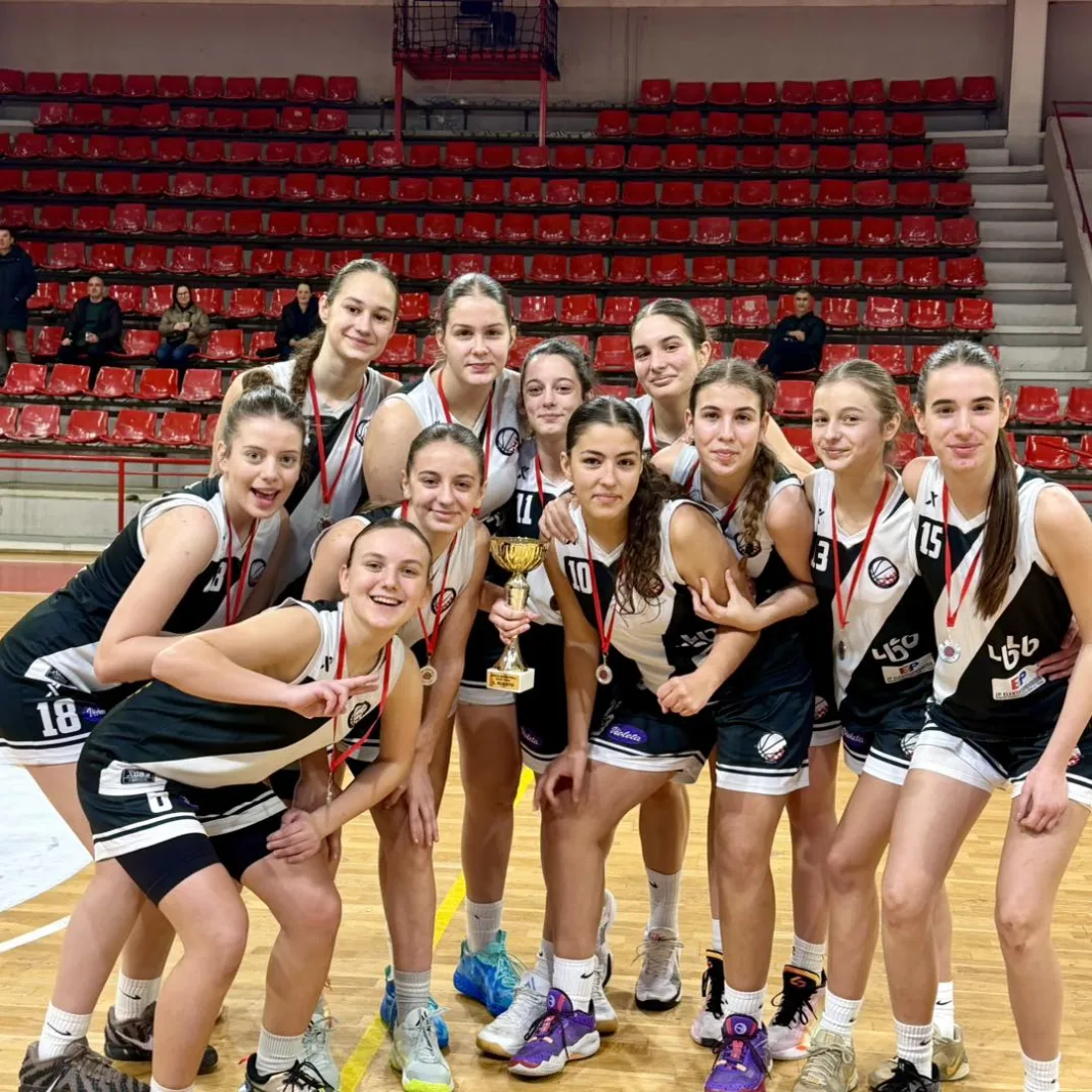 ŽKK Zrinjski 2010: Plemkinje druge na turniru u Crnoj Gori