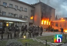 (FOTO) Na današnji dan gorio Mostar: Zapaljene su zgrade i brojni automobili
