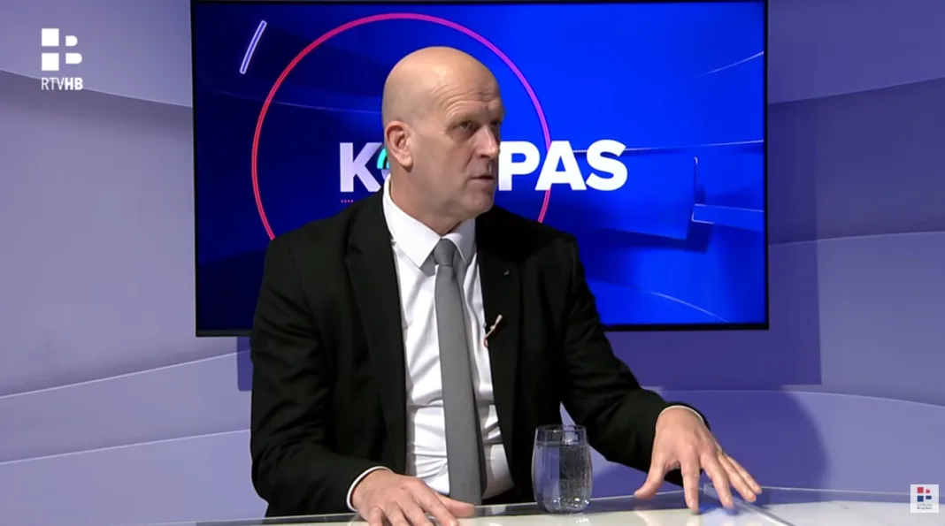 (VIDEO) Ivica Kukavica: Pokrenuti reviziju hrvatskih državljanstava i zabranu ulaska za one koji dehumaniziraju Hrvate u BiH