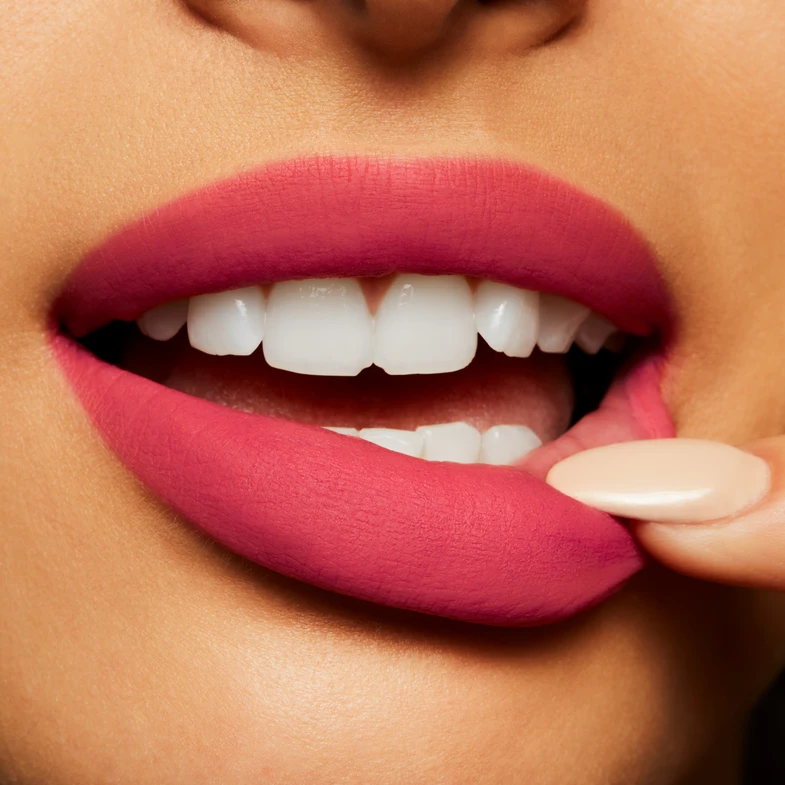 Pravim odabirom boja i strateški postavljenim naglascima možemo stvoriti vizualni efekt volumena