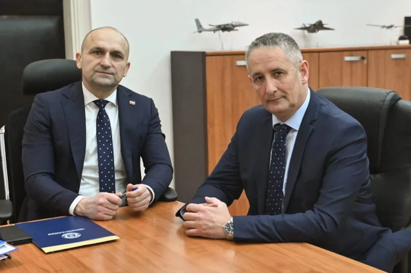 Galić i Anušić u Zagrebu: Novi koraci u obrambenoj suradnji