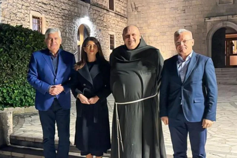 Čović, Filipović i Milas na Humcu-snažne poruke o franjevačkoj prisutnosti