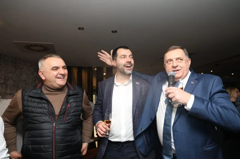 Srbi ne smiju ostati u BiH, tražit će se vraćanje vojske, granične policije…