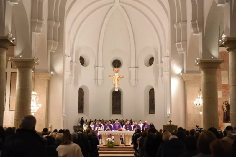 Župa Klobuk na Danima slugu Božjih i ubijenih hercegovačkih franjevaca