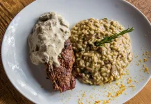 Sočni, mekani i puni okusa, kotleti u umaku od vrhnja i gljiva