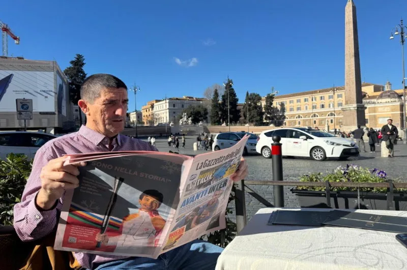 Svjetski putnik iz Imotskog zapeo na Piazza del popolo u Rimu, ovoga puta na sportskim temama