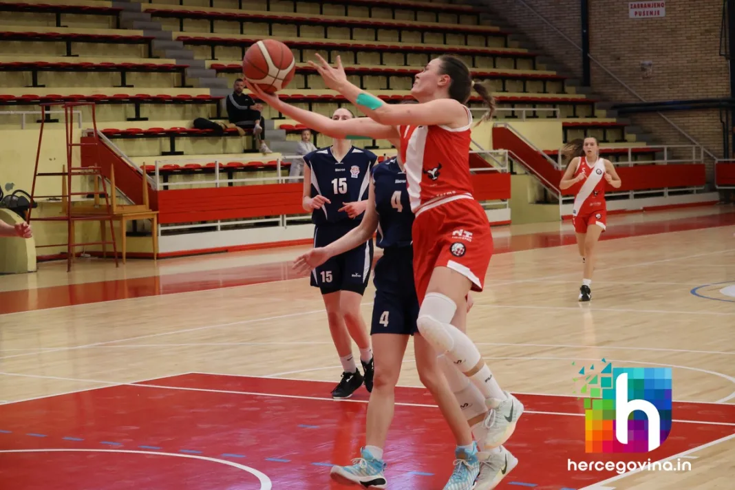 (FOTO) ŽKK Zrinjski 2010: Plemkinje poražene od Livna u finalu Kup-a HB