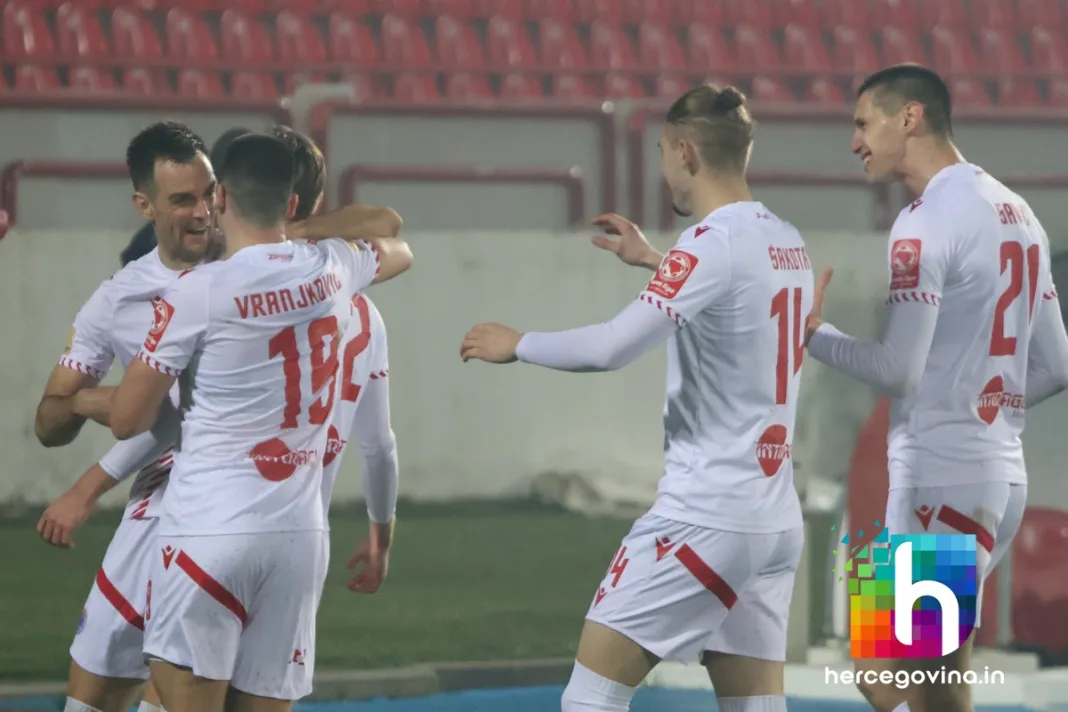 (FOTO) Pogledajte kako je bilo za vrijeme utakmice HŠK Zrinjski-FK Sloga