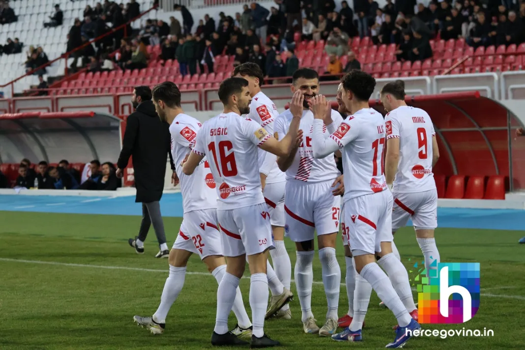 (FOTO) Pogledajte kako je bilo za vrijeme utakmice HŠK Zrinjski-FK Rudar