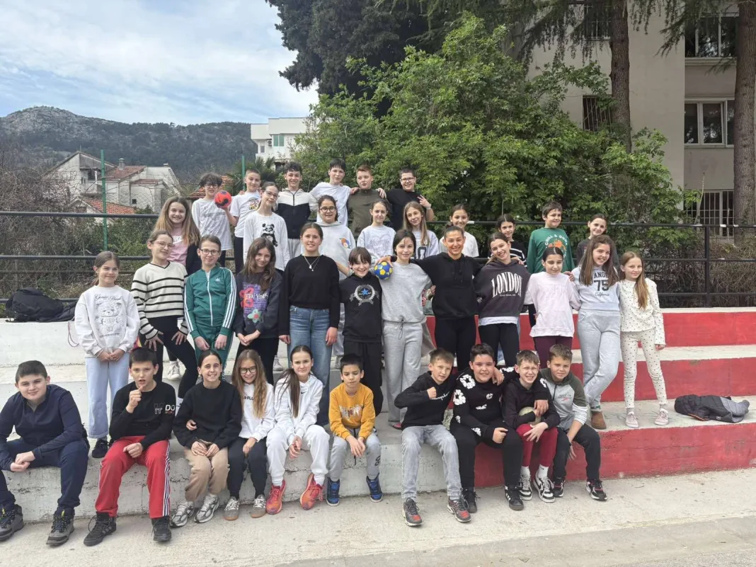 Osnovna škola Antuna Branka Šimića Mostar: Imali smo čast ugostiti rukometnu reprezentativku BiH Martinu Pandžu