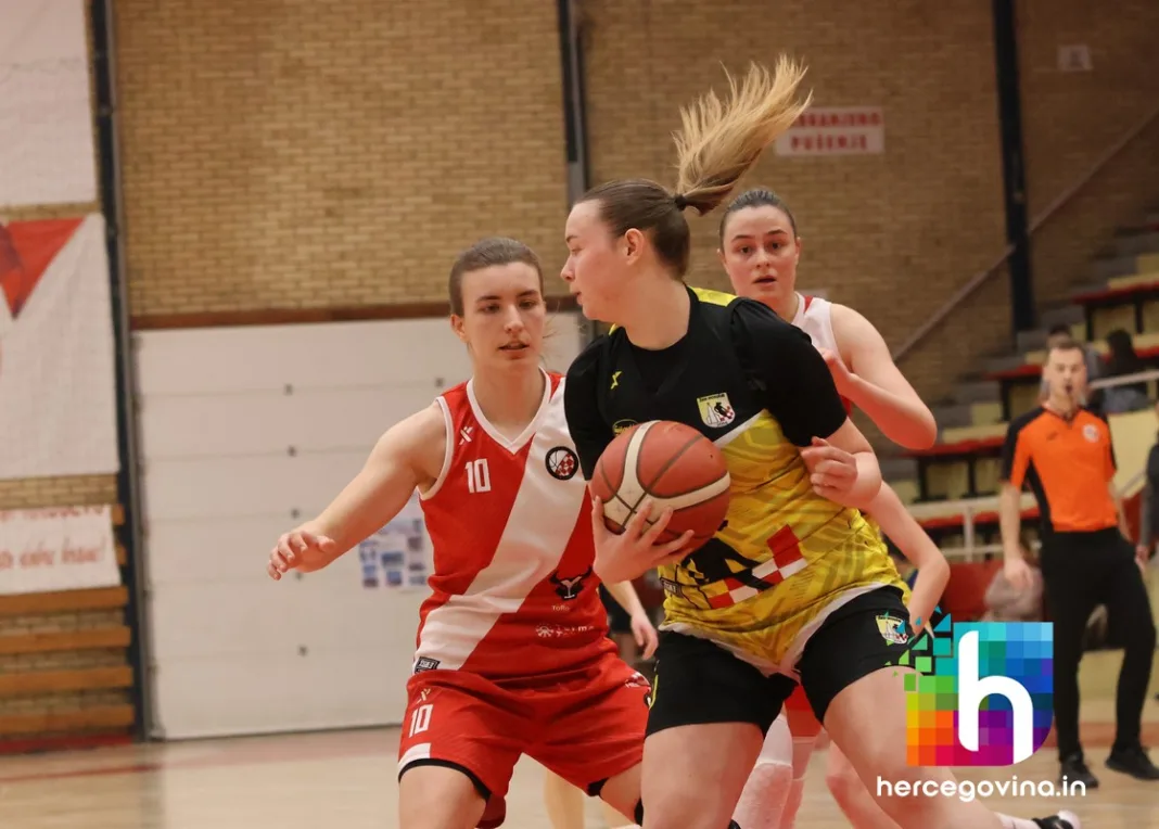 (FOTO) ŽKK Zrinjski 2010: Plemkinje poražene od Posušja