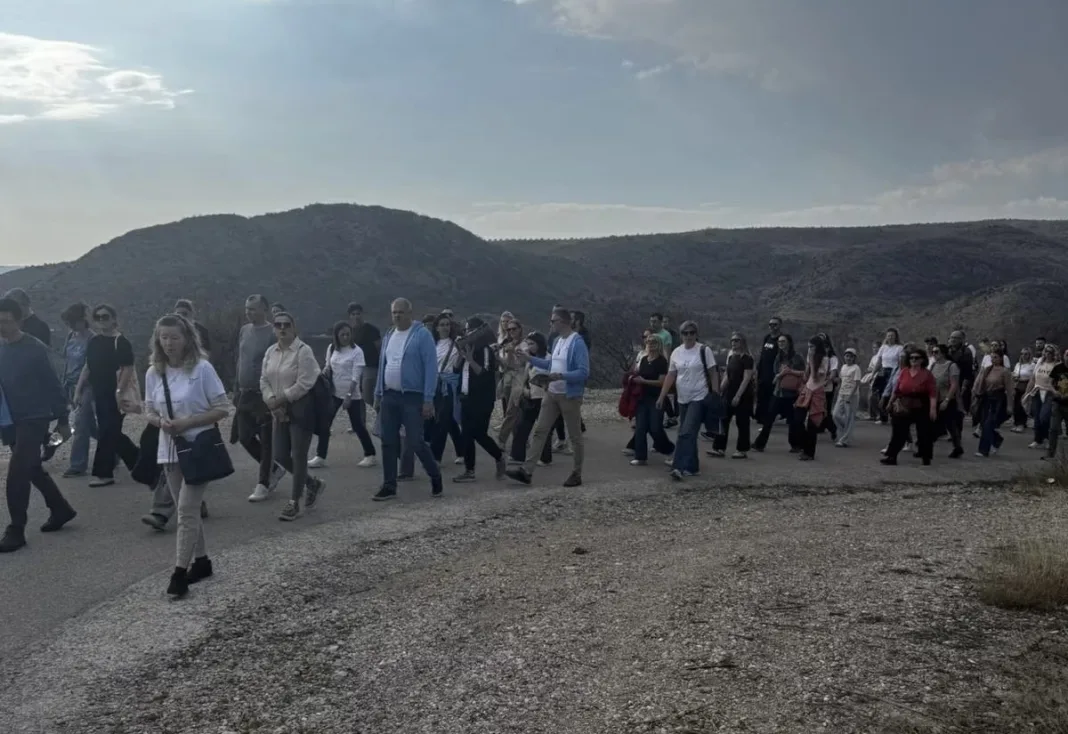 Snažna poruka s Huma: Stotine ljudi molilo za nerođene, trenutak na vrhu mnoge je ganuo