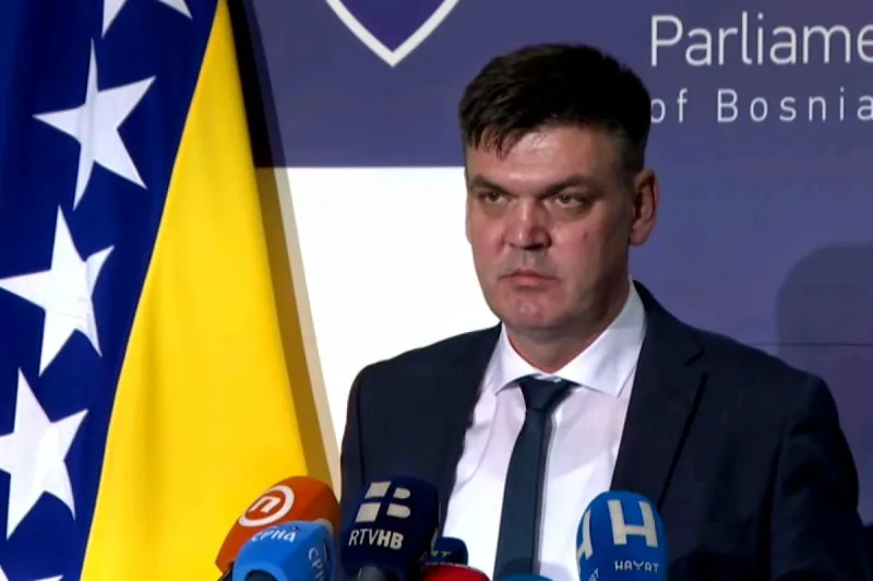 HDZ 1990 čestita Dan neovisnosti BiH: Prije 34 godine građani su izabrali konstitutivnost naroda i suverenitet države