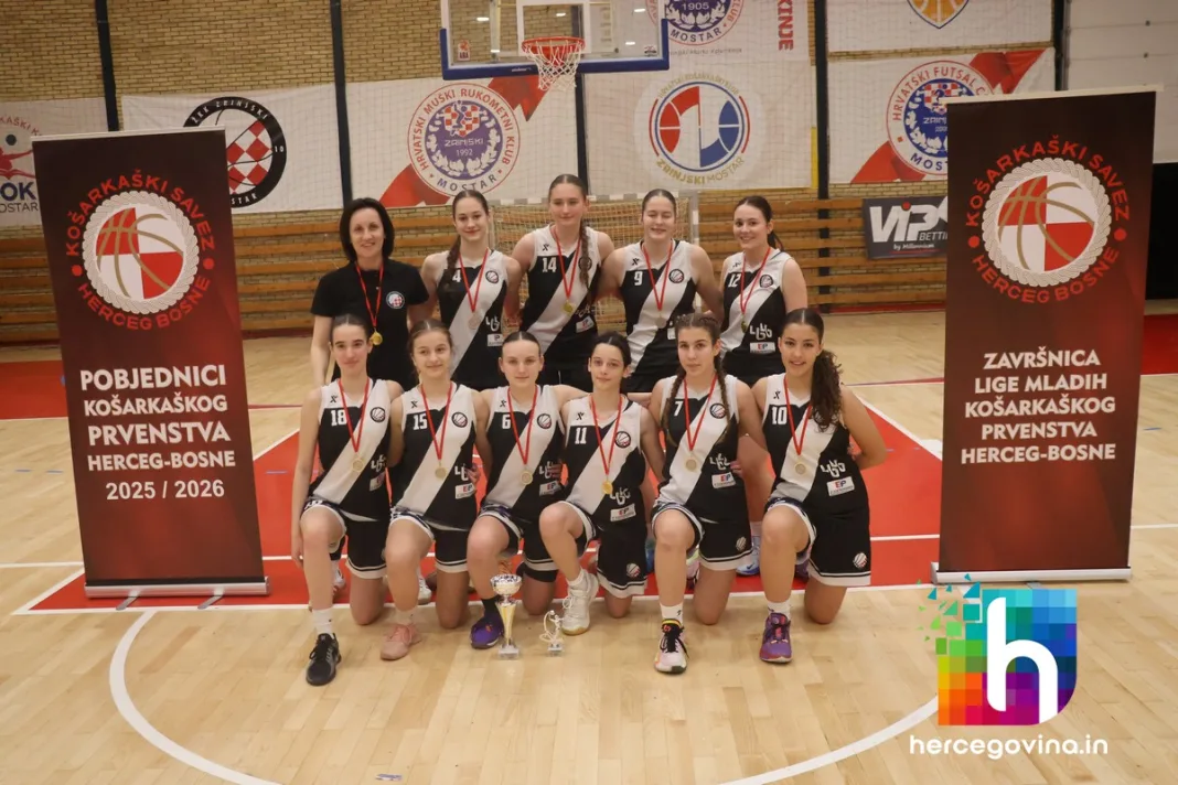 (FOTO) ŽKK Zrinjski 2010: Osmijeh na licu kada pobjede