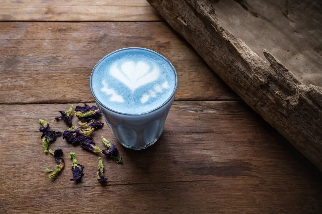 ‘Plavo mlijeko za spavanje’ ili Blue Moon Milk