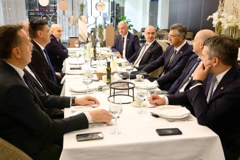 Andrej Plenković s Petorkom: Ima li podrške za Filipović