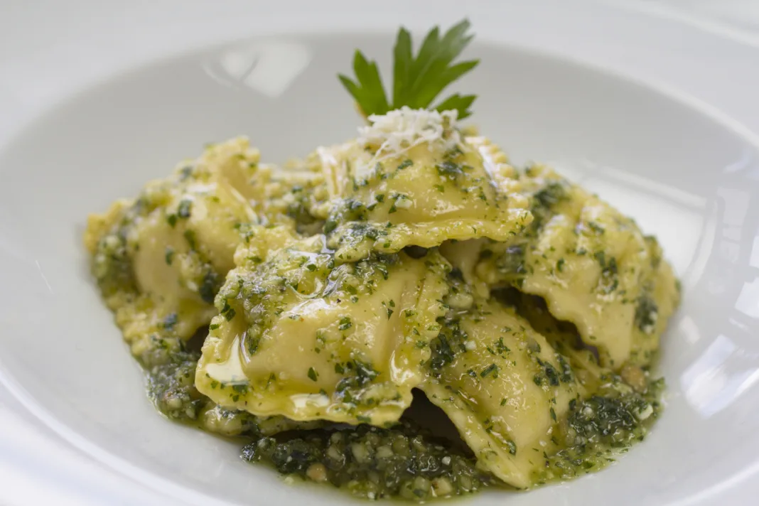 Brzi pesto od špinata