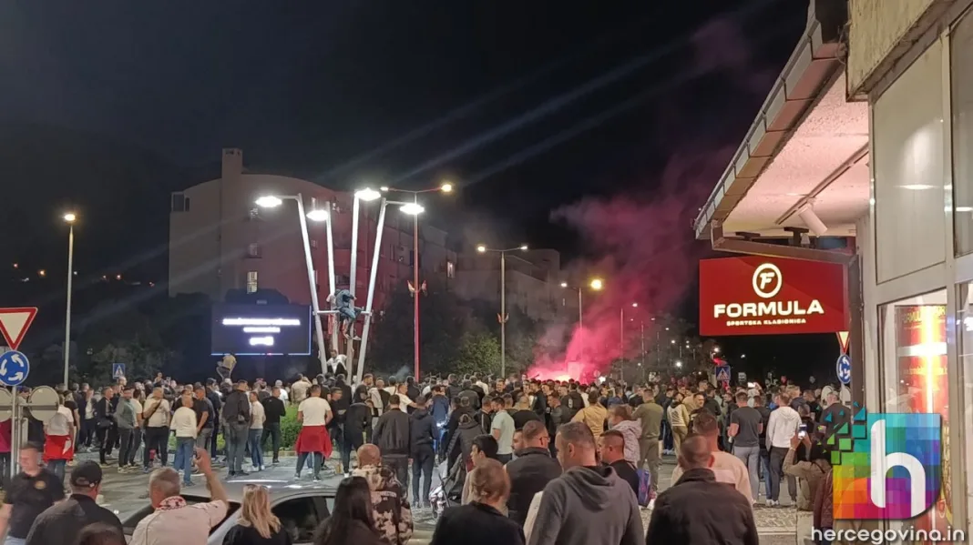 (FOTO&VIDEO) Navijači čekaju Plemiće