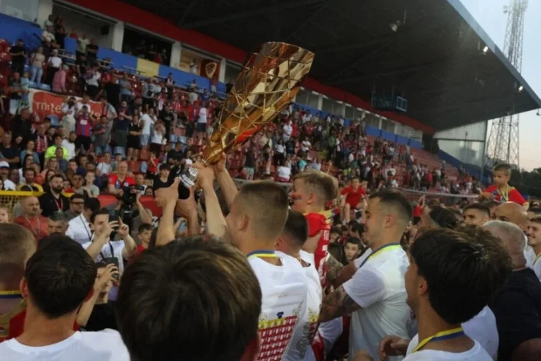 Vico Zeljković uručio igračima Borca redizajnirani pehar za prvaka BiH