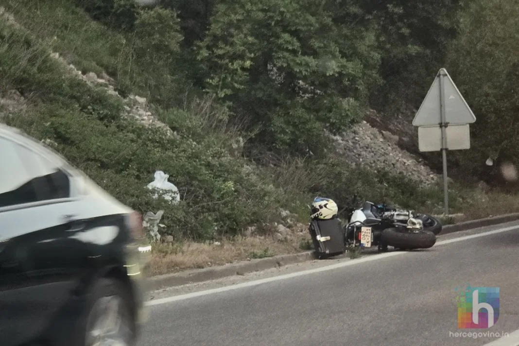 Mostar: Motociklist teško ozlijeđen u prometnoj nesreći