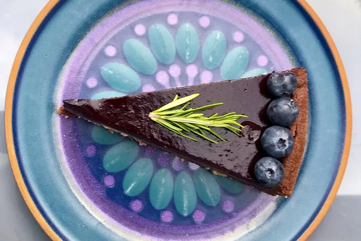 Kremasti čokoladni tart bez pečenja