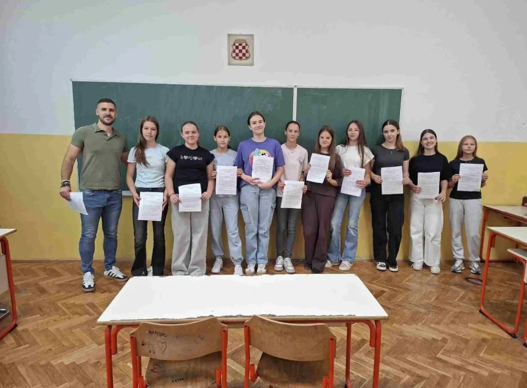 Jedinstveno natjecanje u Mostaru: učenici mjesecima učili i pisali glagoljicom
