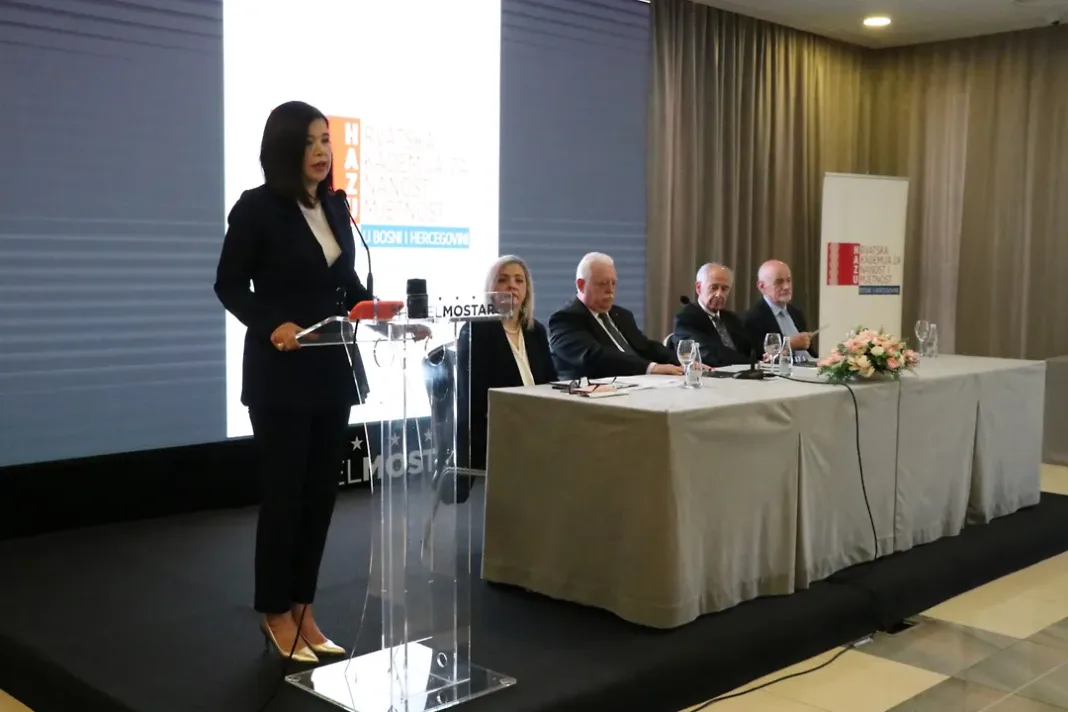 Predsjednica Vlade Marija Buhač na obilježavanju Dana HAZU-a BiH