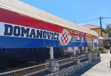 Muškarac u Domanovićima strgao obilježja hrvatskog naroda: ‘Ovo je kazneno djelo izazivanja međunacionalne mržnje’