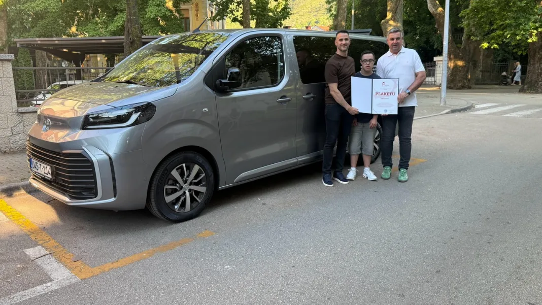 Donacija sredstava Udruzi za Down sindrom Mostar u sklopu kampanje “Put do snova”