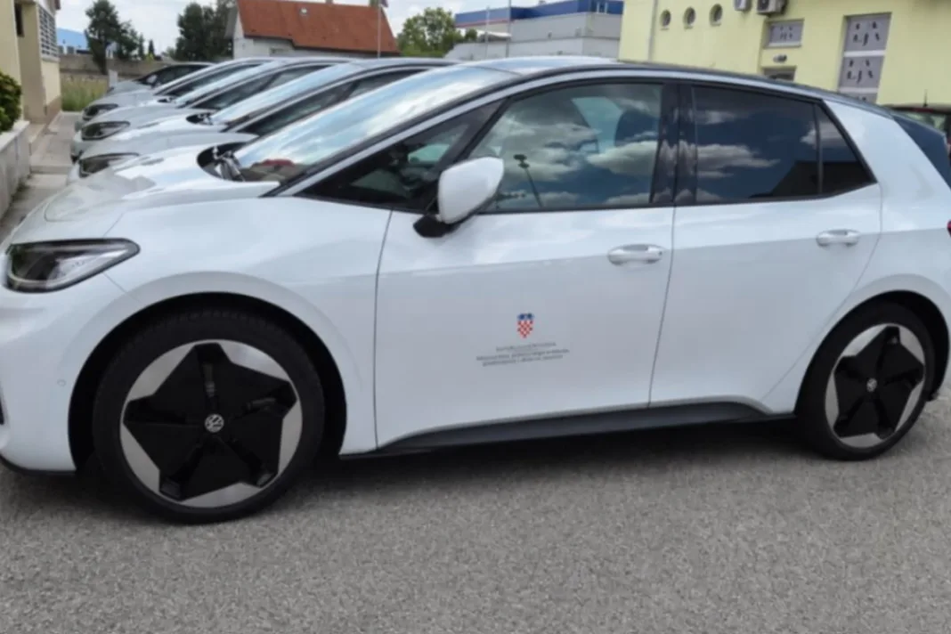 Dom zdravlja Široki Brijeg preuzeo novo službeno vozilo