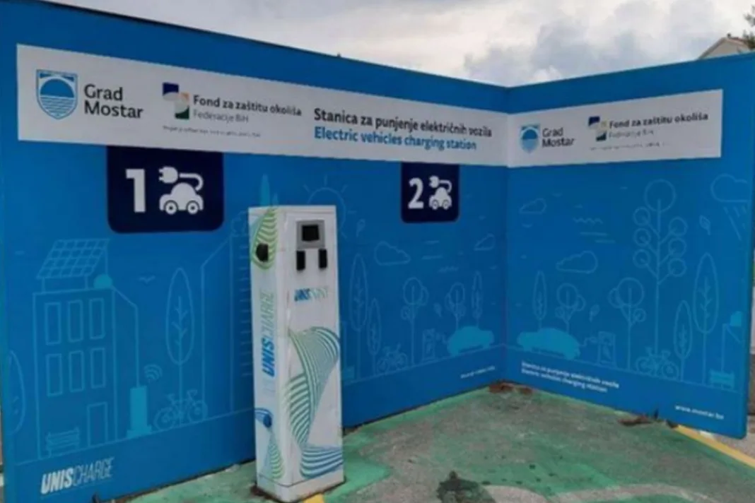 Grad Mostar postavio nove dvostruke javne punionice za električna vozila