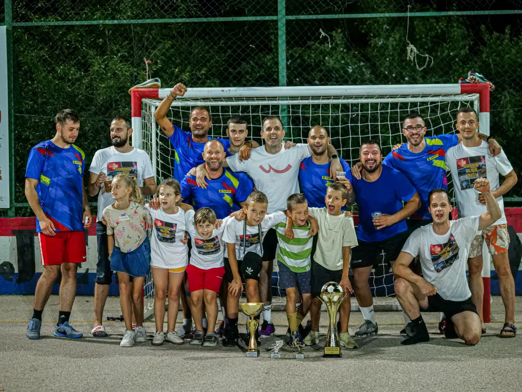 (FOTO) Ekipa ‘Bakšim’ pobjednik je osmog humanitarnog malonogometnog turnira ‘Ulica protiv ulice’