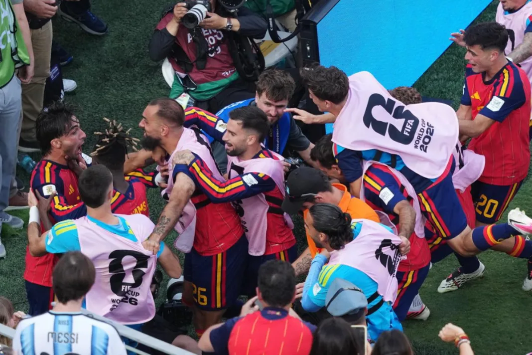 Prljavi Argentinci su trebali dobiti toliko crvenih kartona da se utakmica morala prekinuti!
