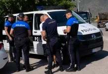 Policija privela prosvjednike u Mostaru: Blokirali odlagalište otpada ‘Uborak’ nakon što je ponovno najavljen istovar otpada