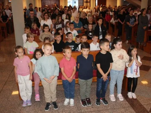 U Prozoru slavljena sveta Misa za početak nove školske sveta i vjeronaučne godine