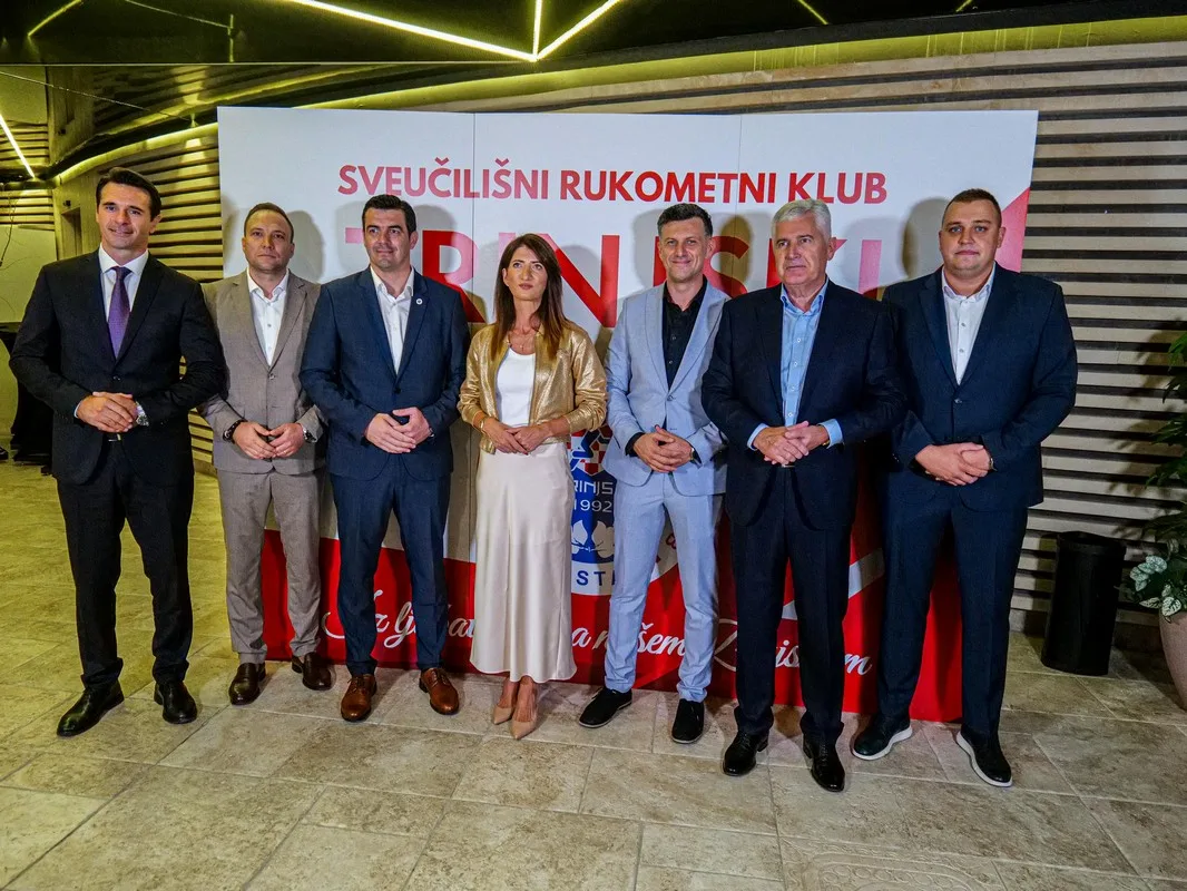 (FOTO) Održana donatorska večer SRK Zrinjski: Potvrda zajedništva i ulaganja u budućnost mladih