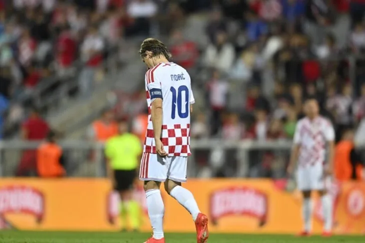 (VIDEO) Hrvatski kapetan Luka Modrić nije skrivao razočaranje nakon debakla