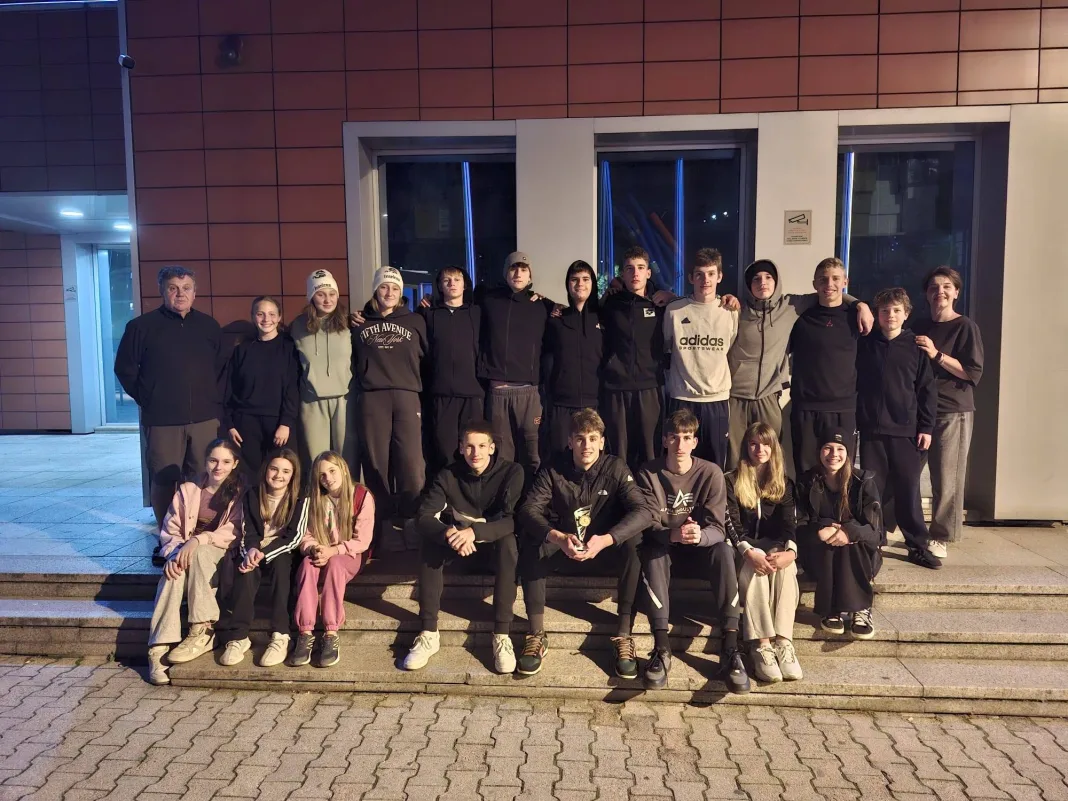 Odličan nastup plivača mostarskog Zrinjskog na plivačkome natjecanju u Sarajevu
