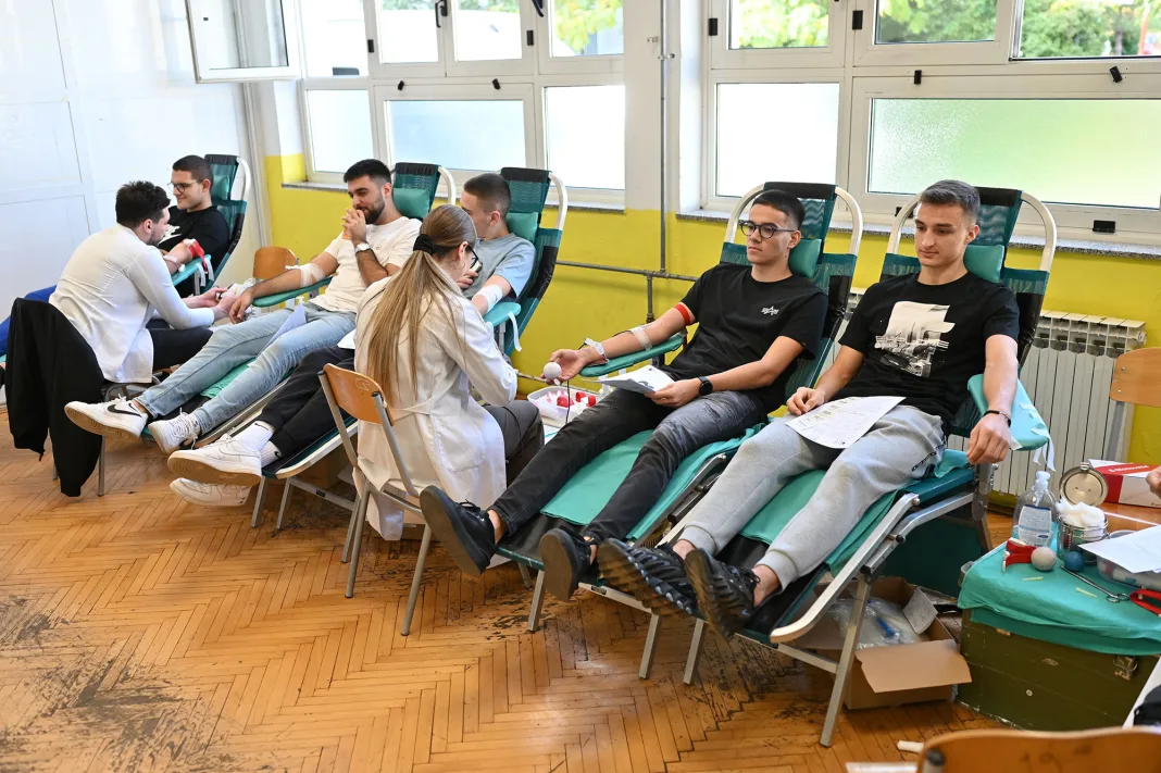 Učenici Srednje strukovne škole Široki Brijeg darovali 29 doza krvi