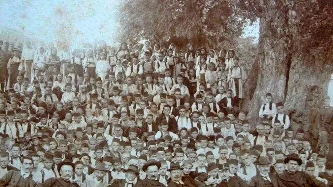 Dvije majke naše od davnina: Slavonija i Hercegovina